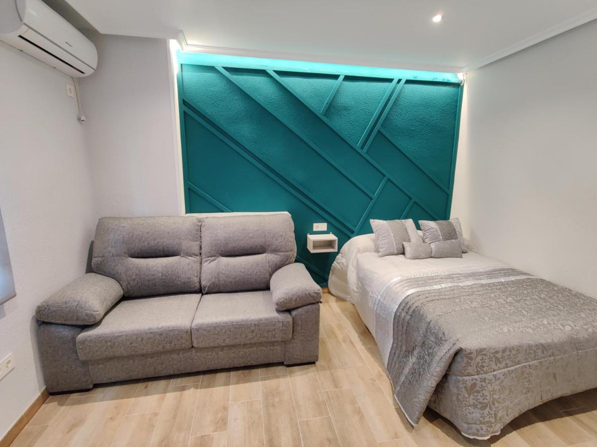 Duerme A Gusto - Tu Habitacion Acogedora En Torredonjimeno المظهر الخارجي الصورة