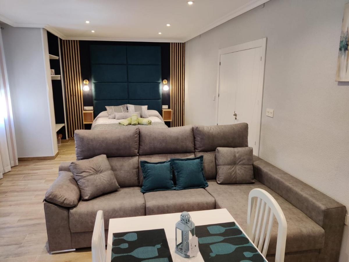 Duerme A Gusto - Tu Habitacion Acogedora En Torredonjimeno المظهر الخارجي الصورة